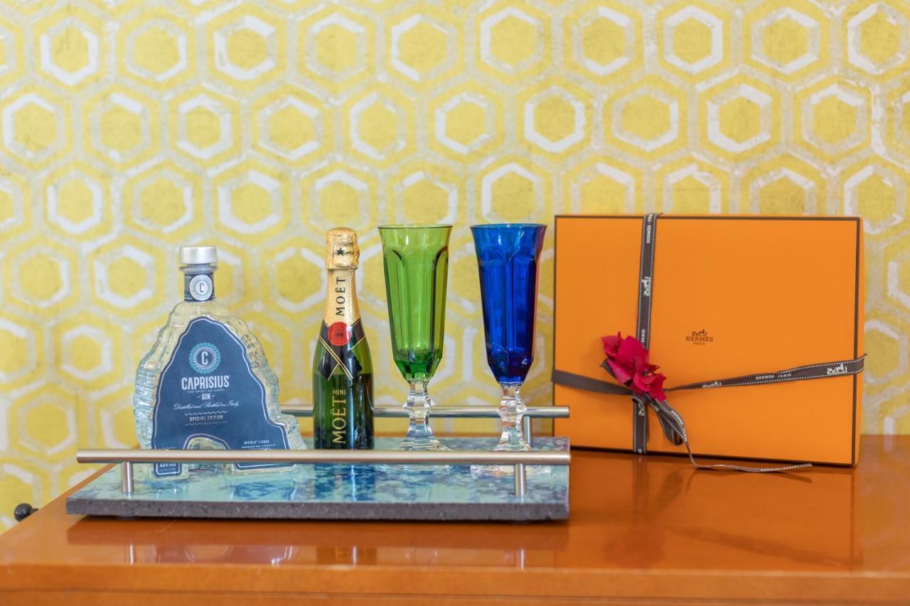 Suite Apartment Capri Con Jacuzzi In Piazzetta Dış mekan fotoğraf