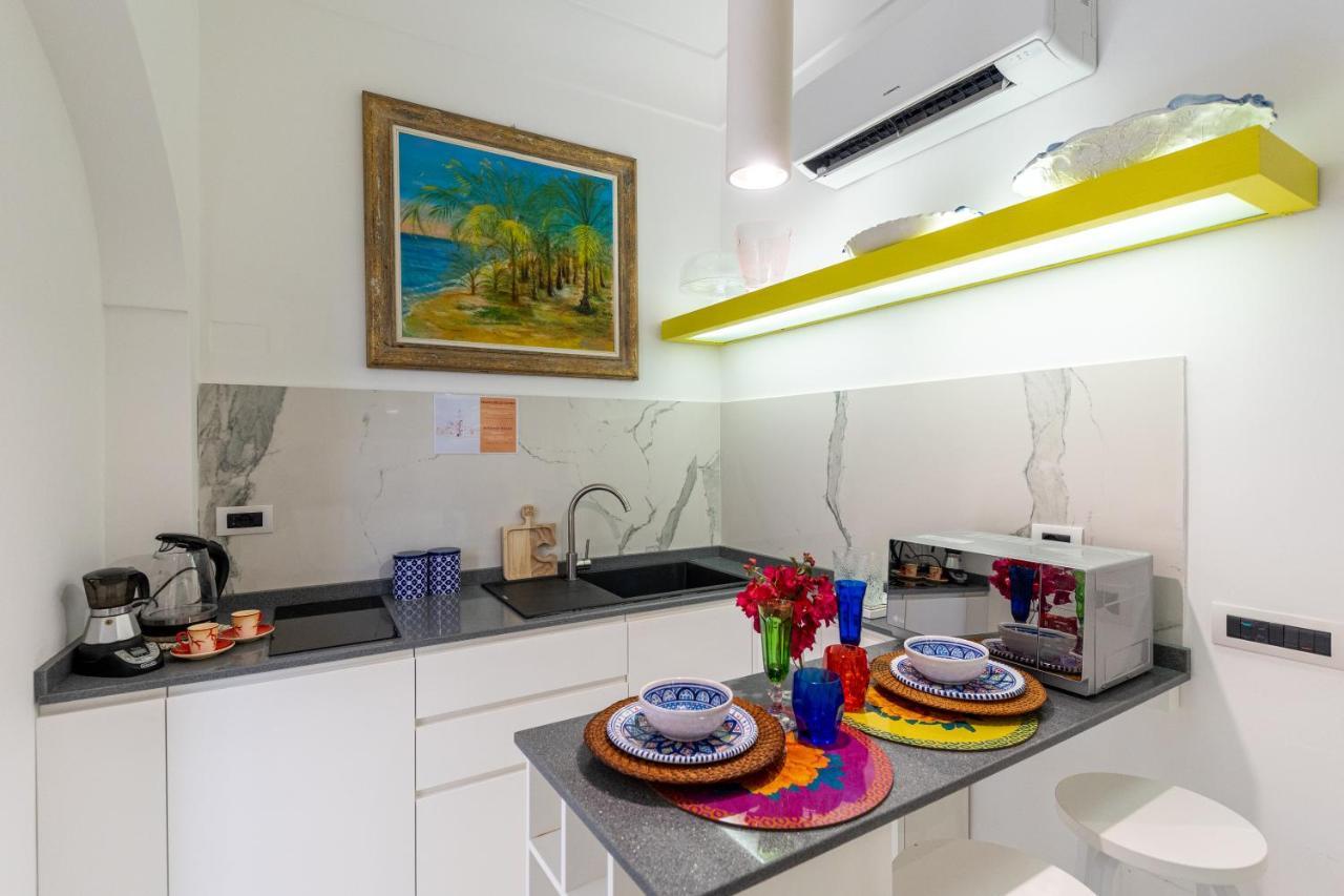 Suite Apartment Capri Con Jacuzzi In Piazzetta Dış mekan fotoğraf