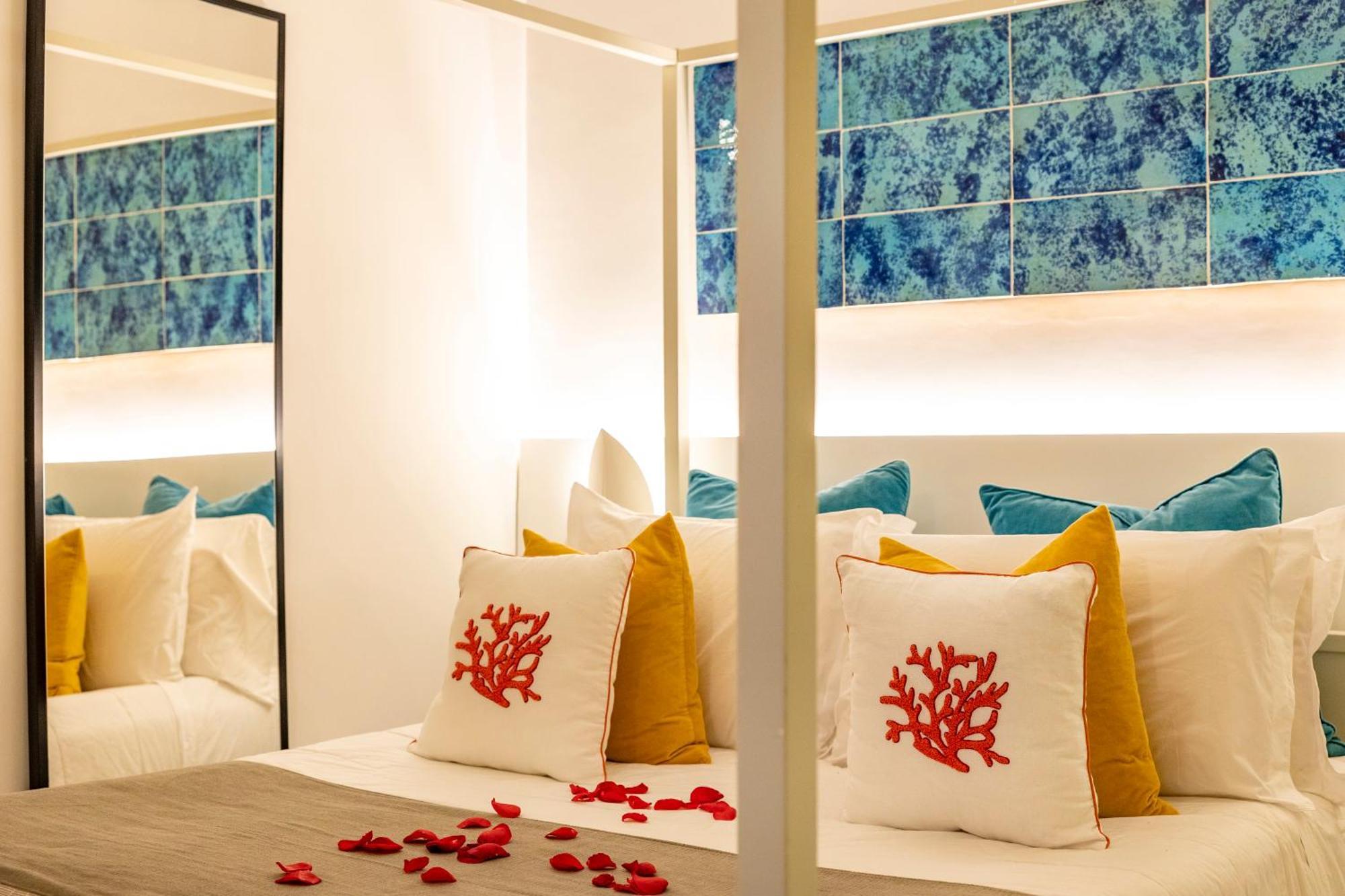 Suite Apartment Capri Con Jacuzzi In Piazzetta Dış mekan fotoğraf
