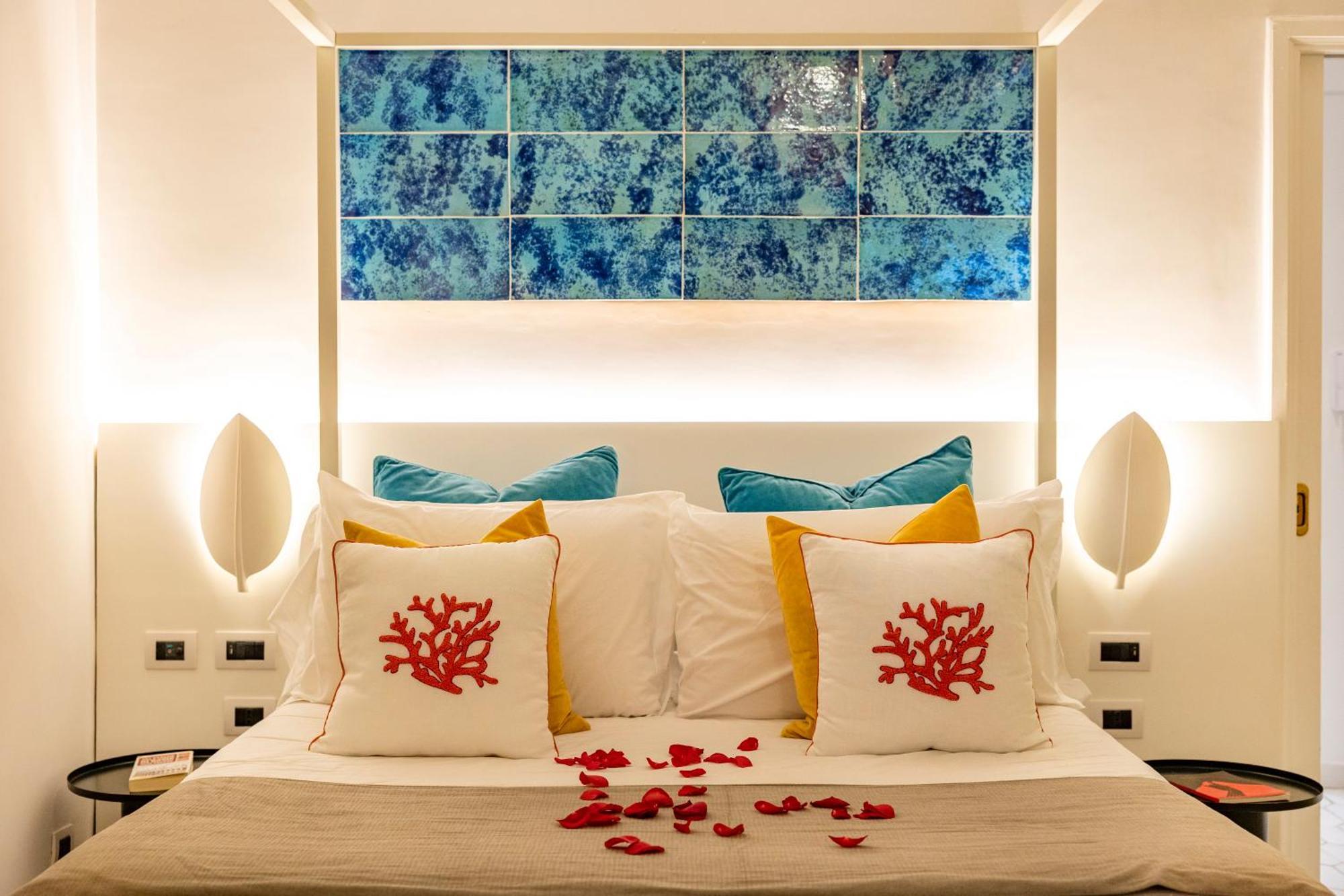Suite Apartment Capri Con Jacuzzi In Piazzetta Dış mekan fotoğraf